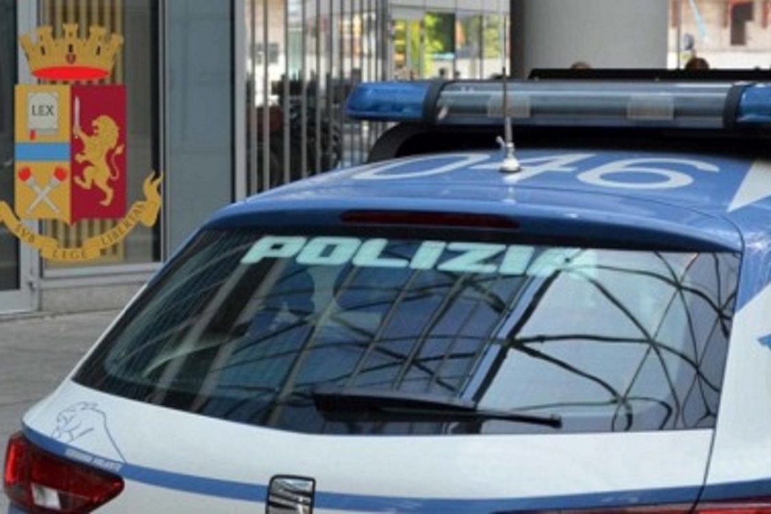 polizia-auto-giorno